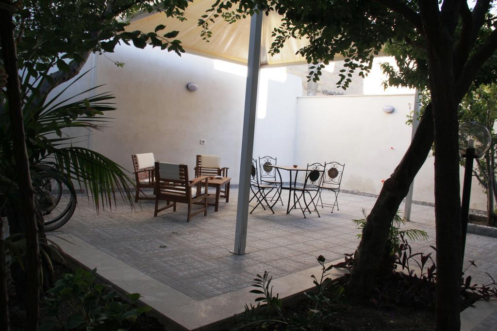 Il Giardinetto Bed & Breakfast Trapani Bagian luar foto