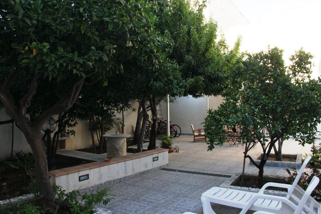 Il Giardinetto Bed & Breakfast Trapani Bagian luar foto