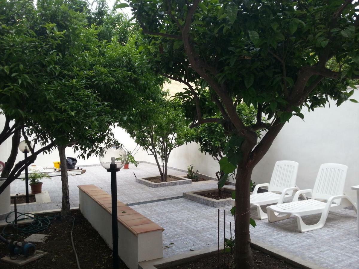 Il Giardinetto Bed & Breakfast Trapani Bagian luar foto