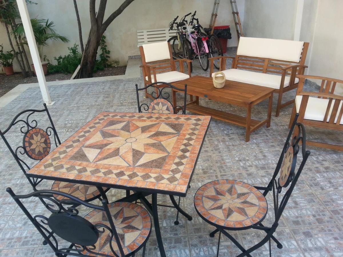 Il Giardinetto Bed & Breakfast Trapani Bagian luar foto